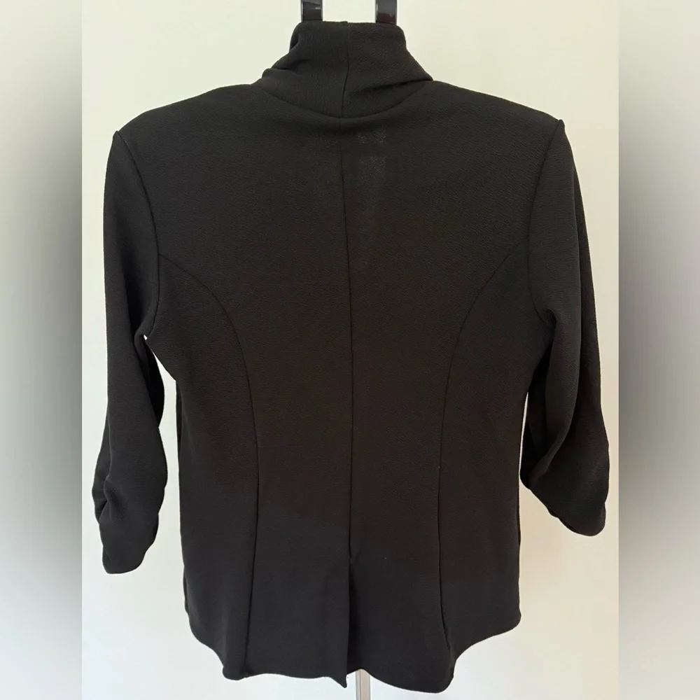 Black Open Front 3/4 Ruched Sleeve Blazer | Size Large - Picture 2 of 3